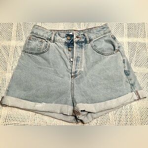 NA-KD Wide Leg Denim Shorts Light Wash Raw Hem Rolled Cuff Size 36(US 8 or Med)